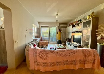 Soggiorno - Bilocale Via Panfilo Nuvolone
 
45, Cremona - foto 3