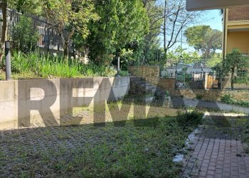 Giardino - Appartamento Via Ringa
 
29, Penne - foto 9