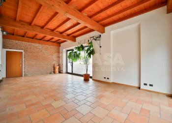 Foto 2 - Negozio Vicolo S. Ambrogio, Ronco Briantino - foto 2