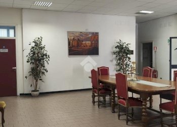 Ufficio via cesare dattilo, Genova (zona Sampierdarena) - foto 1