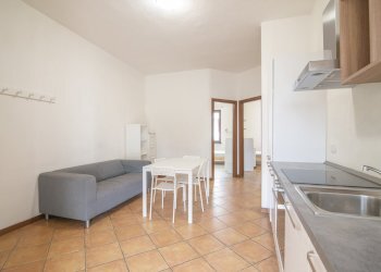 salsa - Three-room apartment Via Alberoni
111, Piacenza - photo 1