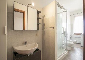 bagno - Three-room apartment Via Alberoni
111, Piacenza - photo 12