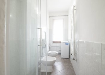 bagno - Three-room apartment Via Alberoni
111, Piacenza - photo 13