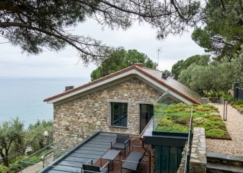 Foto 1 - Villa Via Costa Di Cantalupo
 
21, Genova - photo 1