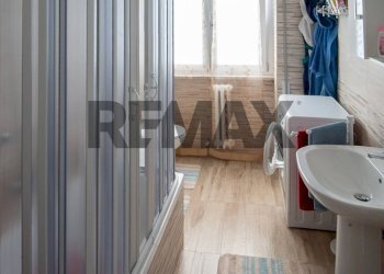 Bagno - Apartment via Fosse Ardeatine
 
14, Frosinone - photo 16