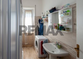 Bagno - Apartment via Fosse Ardeatine
 
14, Frosinone - photo 17
