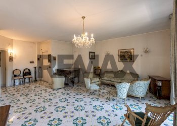 Soggiorno - Appartamento via San Domenico
38, Napoli - foto 2