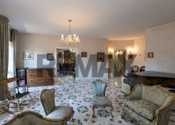 Soggiorno - Appartamento via San Domenico
38, Napoli - foto 4