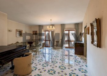 Soggiorno - Appartamento via San Domenico
38, Napoli - foto 5
