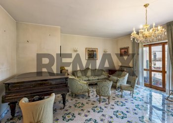 Soggiorno - Appartamento via San Domenico
38, Napoli - foto 6