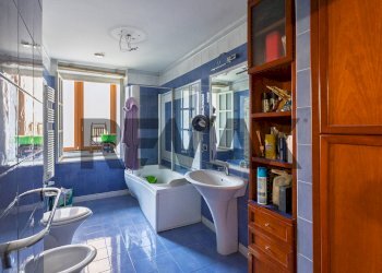 Bagno - Appartamento via San Domenico
38, Napoli - foto 25