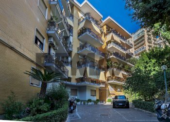 Edificio all\'aperto - Appartamento via San Domenico
38, Napoli - foto 34