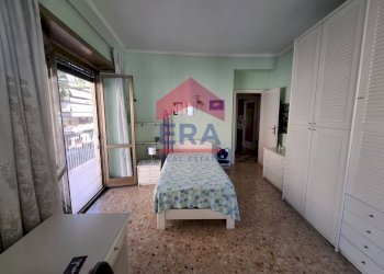 camera da letto - Quadrilocale via VETURIA
32, Roma - foto 19