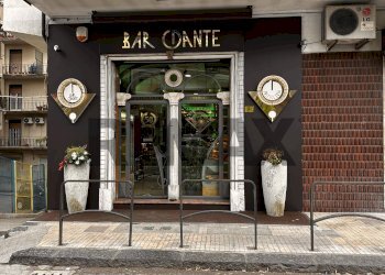 Edificio all\'aperto - Cafeteria - Cold Bar Via Pasquale Rossi
 
142, Cosenza - photo 1
