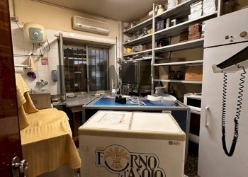 Dispensa di stoccaggio - Cafeteria - Cold Bar Via Pasquale Rossi
 
142, Cosenza - photo 17