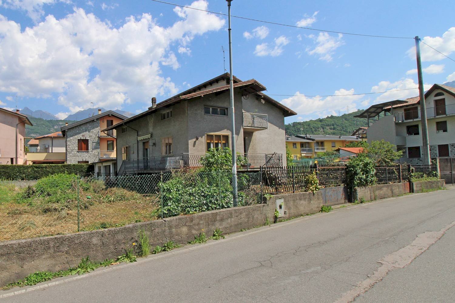 Foto 1 - Independent house via Chiosi
 
20, Esine - photo 1