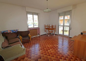 Foto 2 - Four-room apartment via Coniclere
 
5, Esine - photo 2