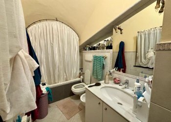 One-room apartment VIA CIALDINI, Genova (neighborhood Voltri) - photo 8