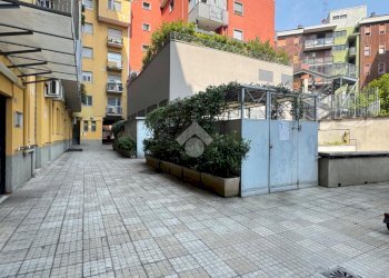 Two-room apartment Via Rembrandt, Milano (neighborhood Gambara) - photo 25