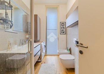 Four-room apartment Viale Giovanni Suzzani, Milano (neighborhood Bicocca) - photo 10