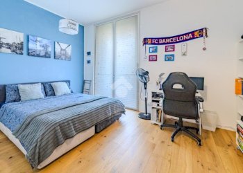 Four-room apartment Viale Giovanni Suzzani, Milano (neighborhood Bicocca) - photo 13