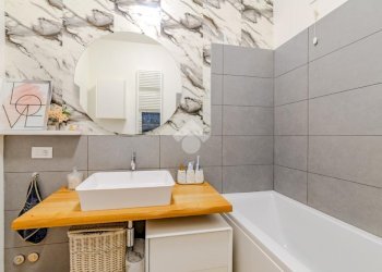 Four-room apartment Viale Giovanni Suzzani, Milano (neighborhood Bicocca) - photo 16