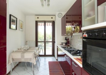 Three-room apartment Peschiera Borromeo - photo 9