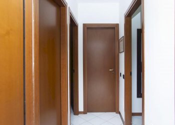 Three-room apartment Peschiera Borromeo - photo 15