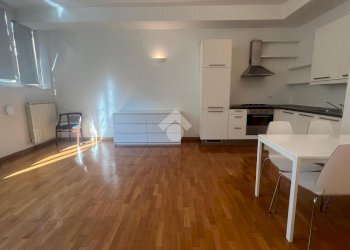 One-room apartment Via Valsugana, Milano (neighborhood Ticinese) - photo 1