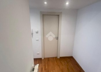 One-room apartment Via Valsugana, Milano (neighborhood Ticinese) - photo 9