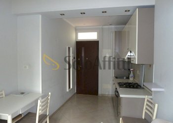 Ingresso e angolo cottura - Appartamento Via Generale Alfonso Lamarmora 104, Sanremo - foto 2