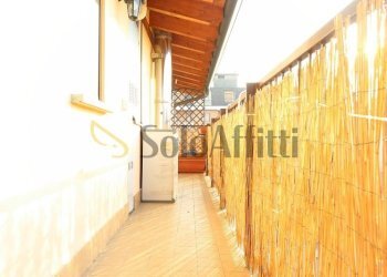 Balcone - Three-room apartment via Filippo Turati 33, Limbiate - photo 12
