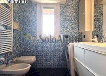bagno con cabina doccia - Three-room apartment via Filippo Turati 33, Limbiate - photo 9