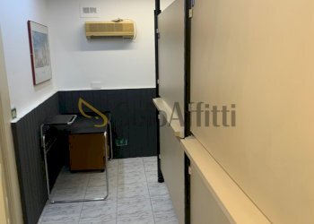 IMG_3369 - Ufficio Via delle Zagare 1, Catania - foto 21
