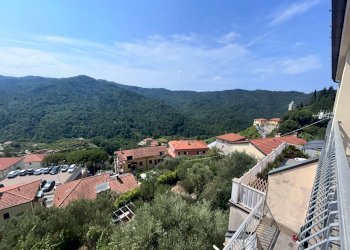 1 (17) - Townhouse Castiglione Chiavarese - photo 8