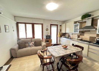 ca2 - Two-room apartment Carrara - photo 2