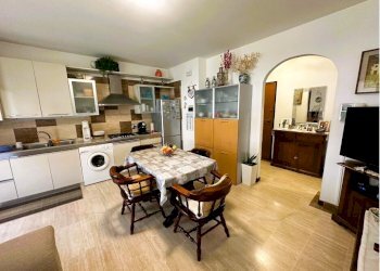 ca5 - Two-room apartment Carrara - photo 5