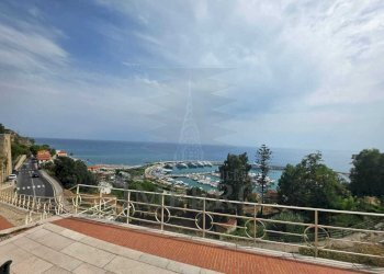 2 - Trilocale Via Giuseppe Garibaldi 28, Ventimiglia - foto 10