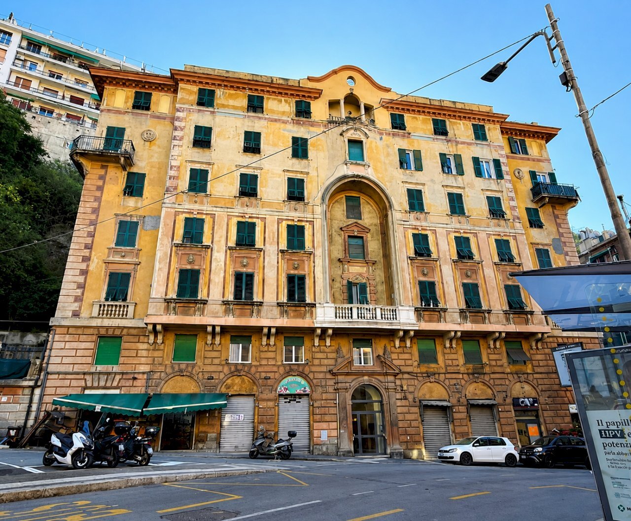 Trilocale all'asta Via Venezia 21/5, Genova (zona San Teodoro) - foto 1