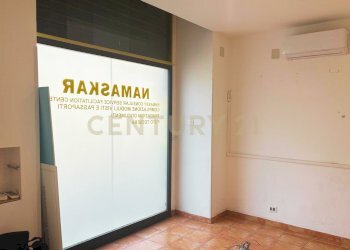 Vetrina dall\'interno - Not Food Via Venti Settembre 119-120, Roma - photo 7