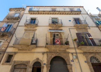 Appartamento Caltagirone (14) - Three-room apartment Corso Vittorio Emanuele 122, Caltagirone - photo 3