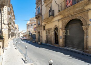 Appartamento Caltagirone (3) - Three-room apartment Corso Vittorio Emanuele 122, Caltagirone - photo 7