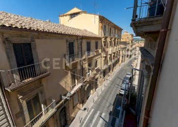 Appartamento Caltagirone (20) - Three-room apartment Corso Vittorio Emanuele 122, Caltagirone - photo 21