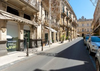 Bottega Caltagirone (3) - Locale Commerciale Corso Vittorio Emanuele 20, Caltagirone - foto 7