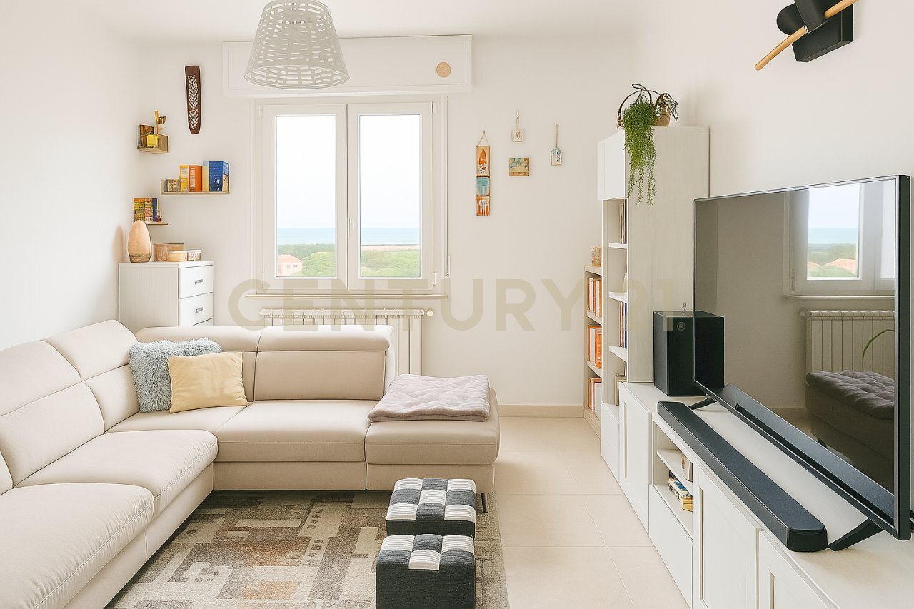 salotto - Four-room apartment Viale Regina Margherita snc, Piombino - photo 1