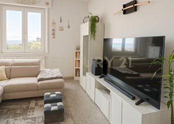 salotto 2 cam dp - Four-room apartment Viale Regina Margherita snc, Piombino - photo 2