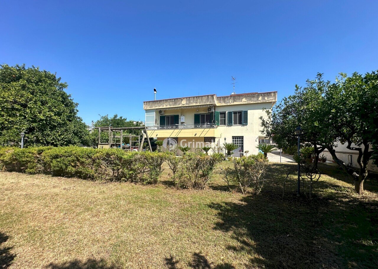 1 - Villa Via G. Pastore 32, Acerra - photo 1