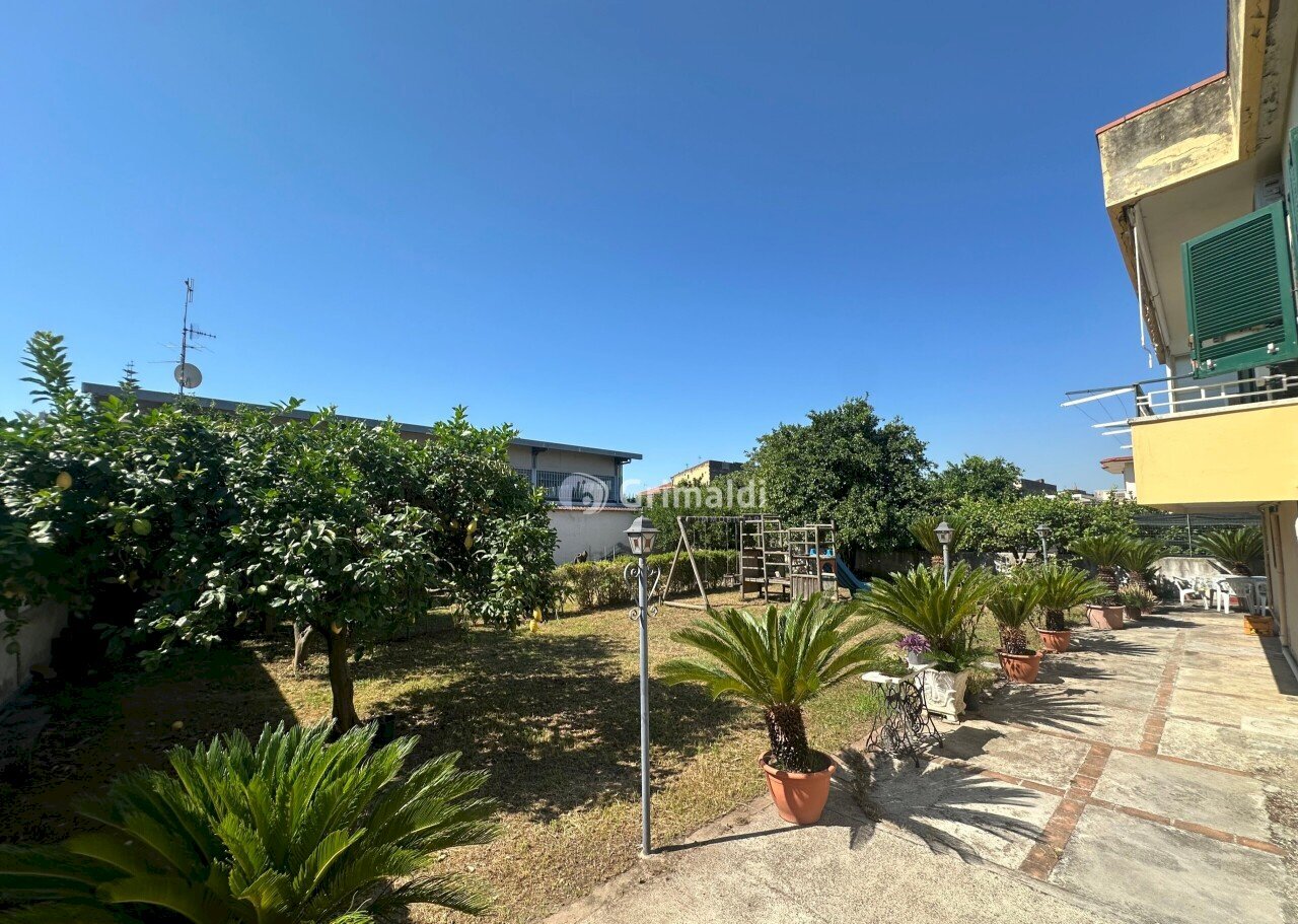 3 - Villa Via G. Pastore 32, Acerra - photo 2