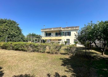 1 - Villa Via G. Pastore 32, Acerra - photo 1