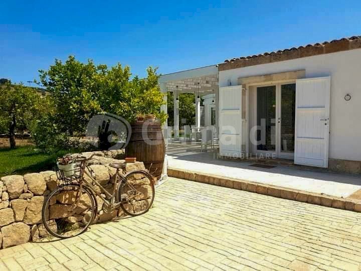 10.jpg - Ristorante SP19 0, Noto - foto 1